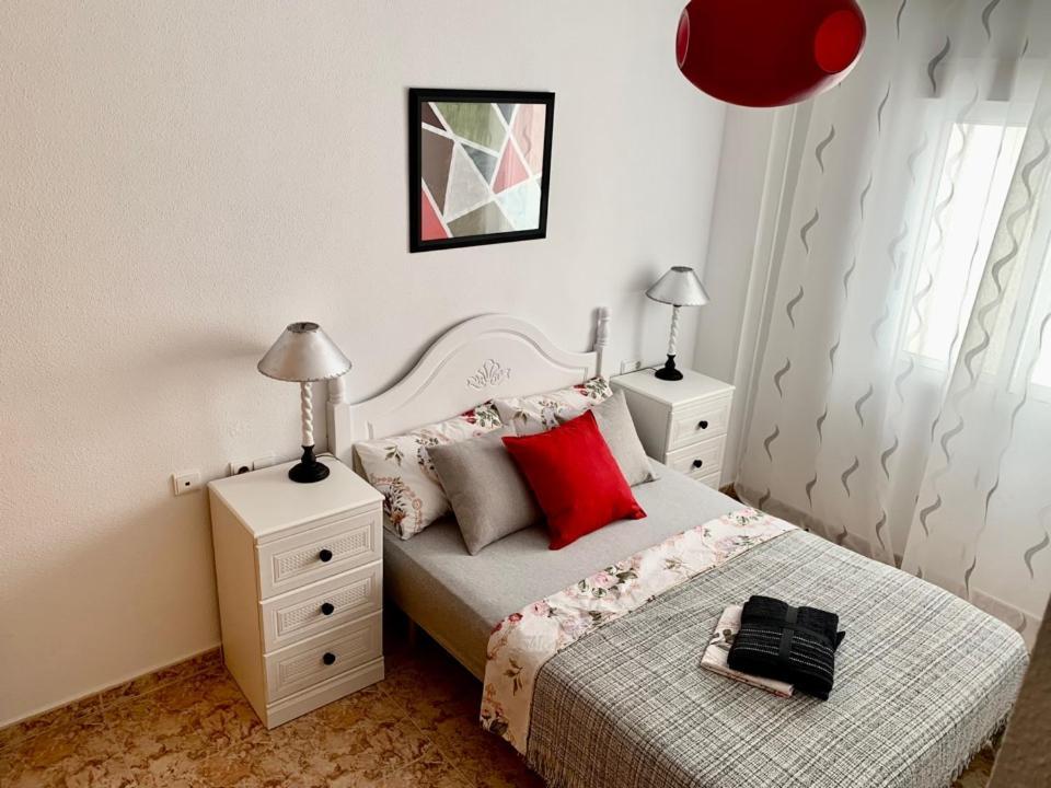 Apartamento De Vacaciones Torrevieja Exterior foto